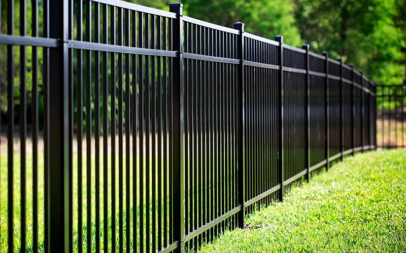 Fence Designs: The Definitive Guide (2018 Update)