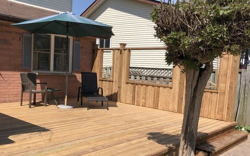 Why Jay Fencing Should Be Your Choice For Custom Built Decks